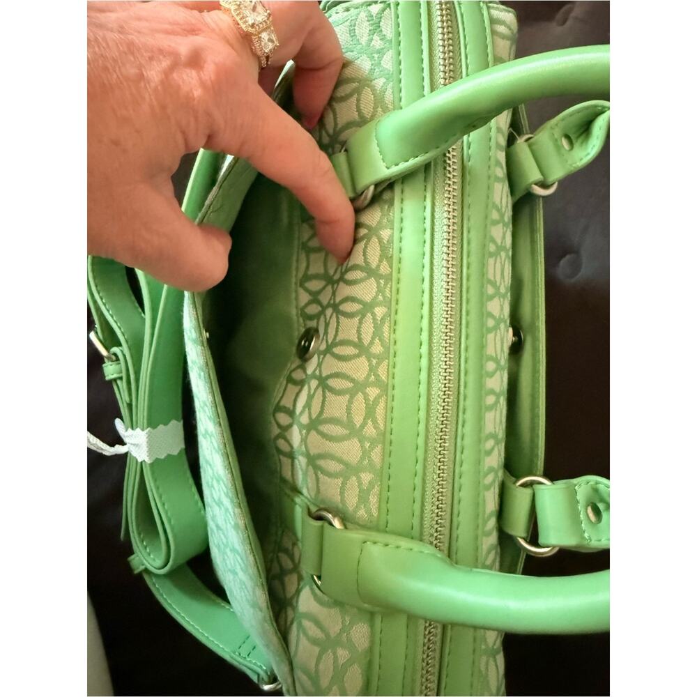 Time and Tru Light Green Patterned Satchel - Picture 3 of 5